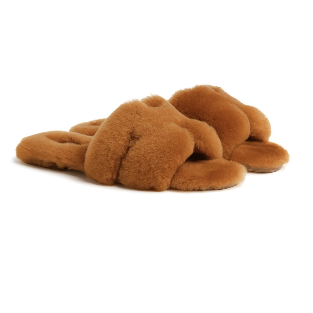 Size 39EU NEW in box HERMÈS Naturel Shearling Oran Sandals